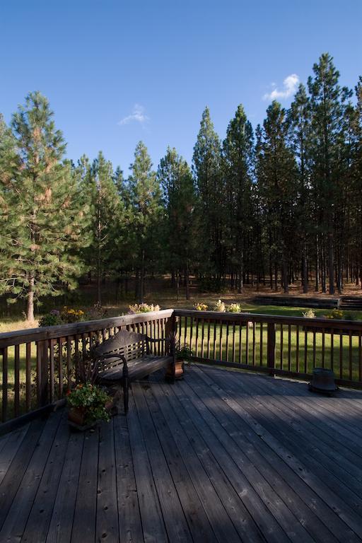 Idahome Bed And Breakfast Post Falls Exterior photo