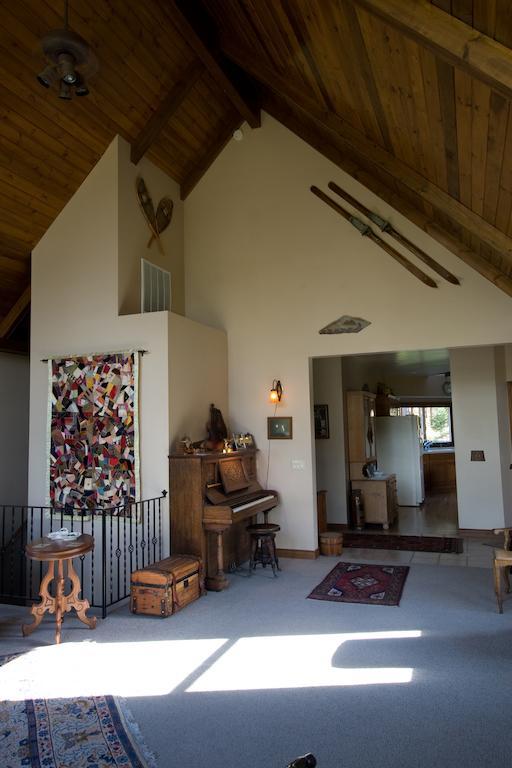 Idahome Bed And Breakfast Post Falls Exterior photo