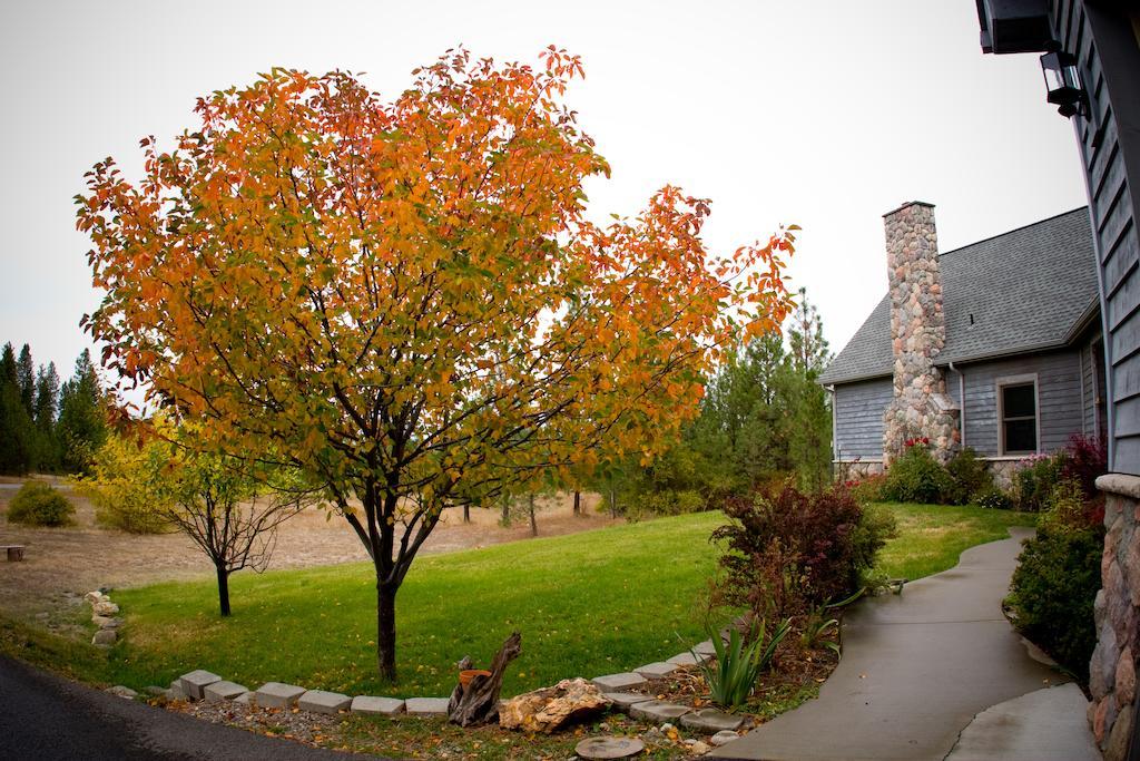 Idahome Bed And Breakfast Post Falls Exterior photo