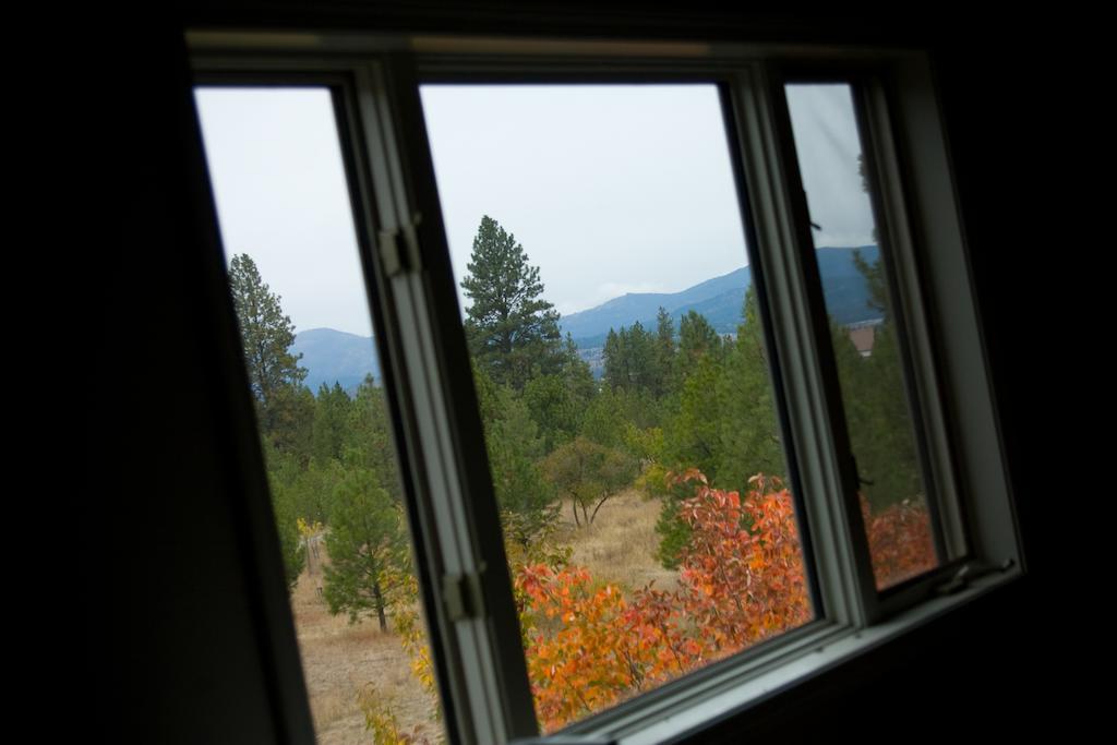 Idahome Bed And Breakfast Post Falls Exterior photo