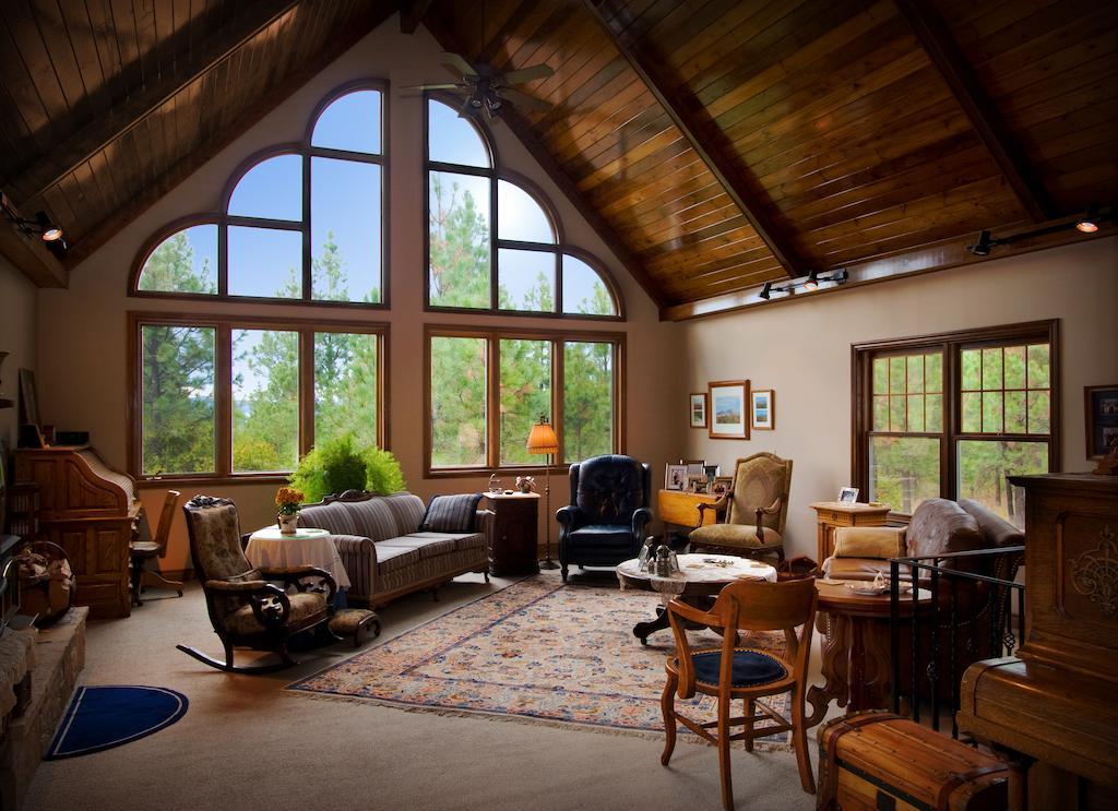 Idahome Bed And Breakfast Post Falls Exterior photo