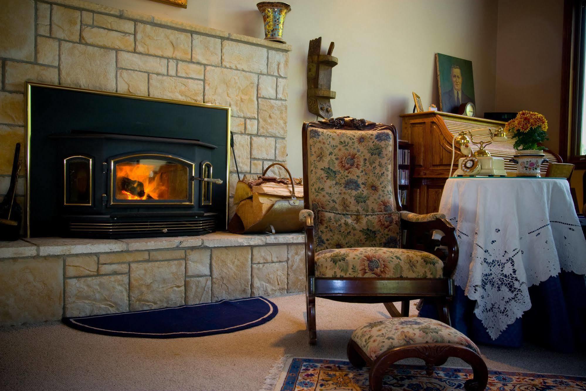 Idahome Bed And Breakfast Post Falls Exterior photo